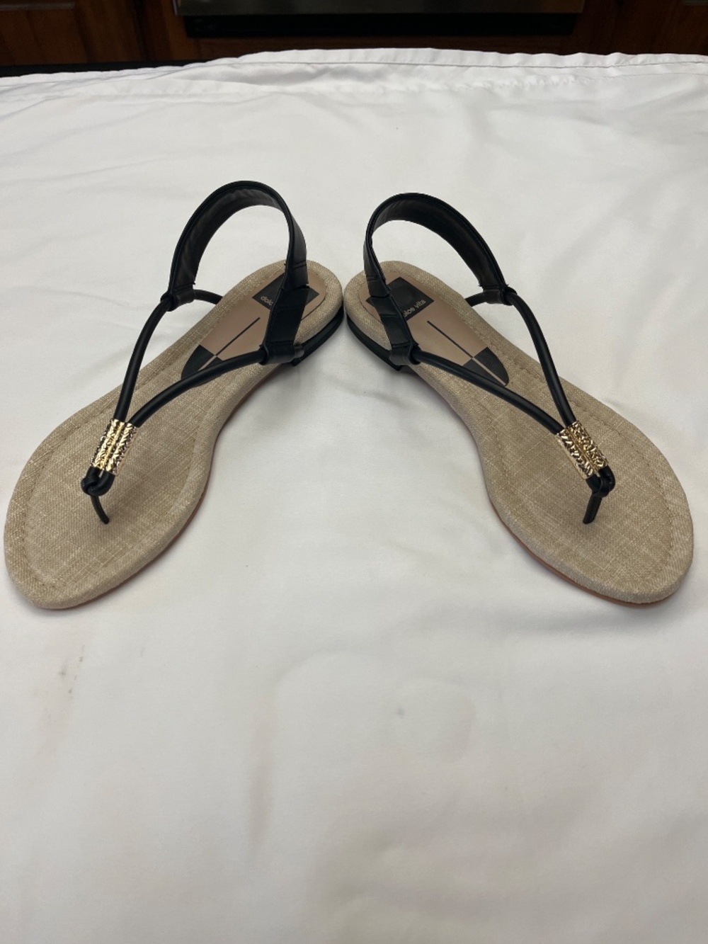 NIB Blk. Bacey Dolce Vita Sandals.  Style is Stella.  Size 8.5.  Beautiful On. - Picture 7 of 12